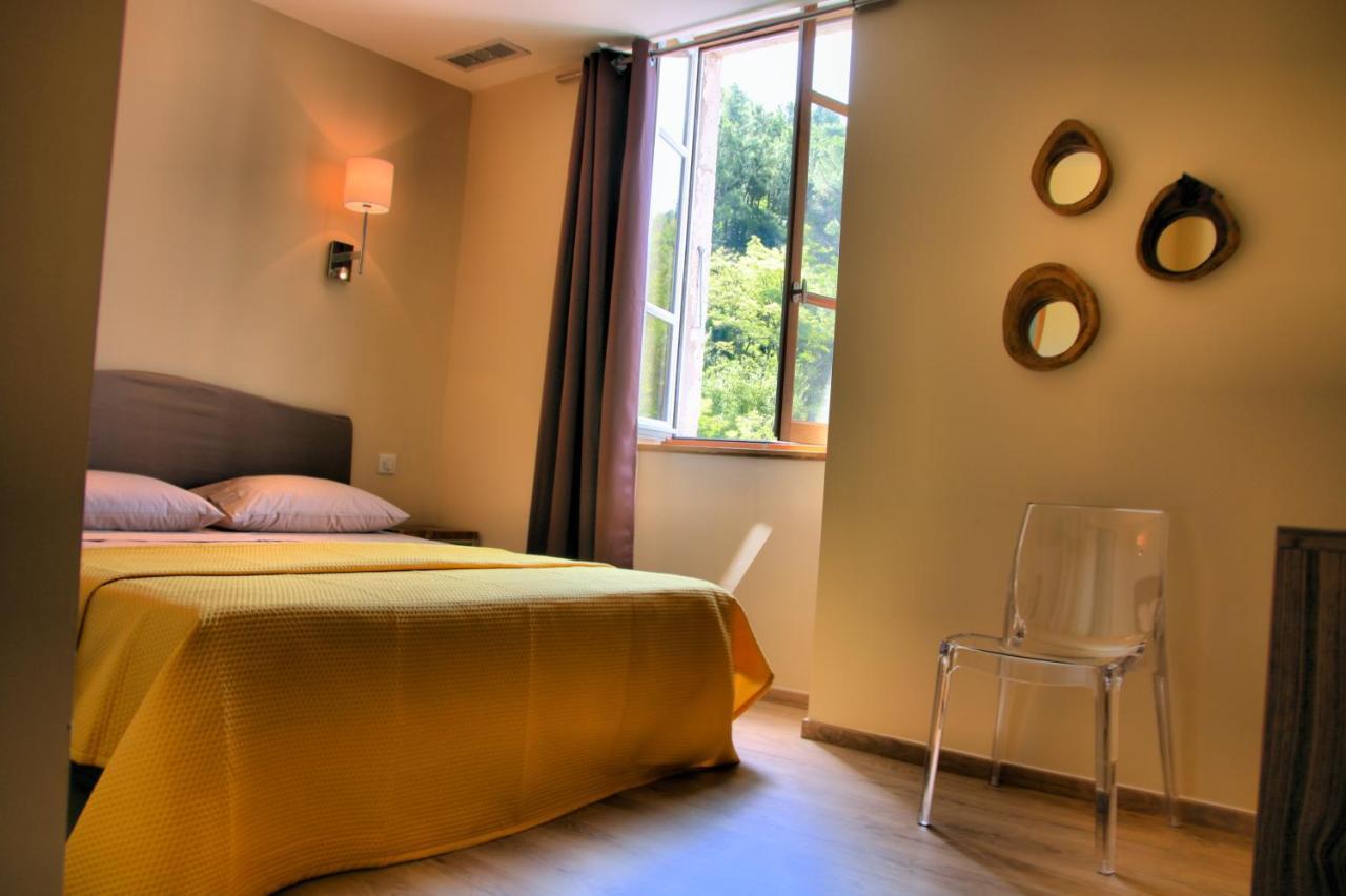 Chambres D'Hotes Clos Des Recollets Largentière Exteriör bild